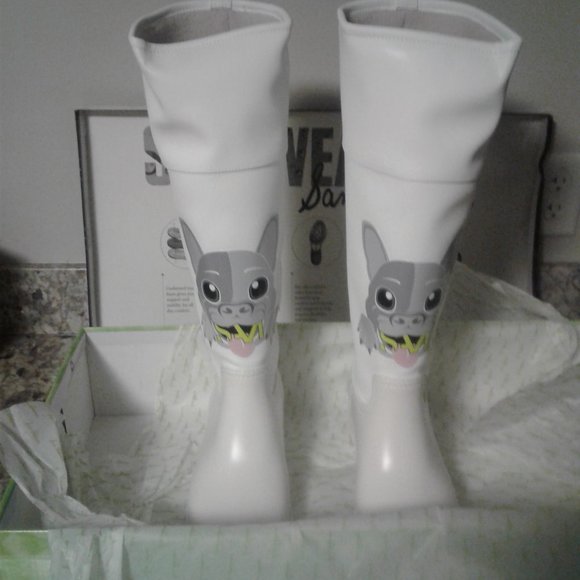 NWT White Rain Boots (no box) - Must Go!! - Picture 7 of 7